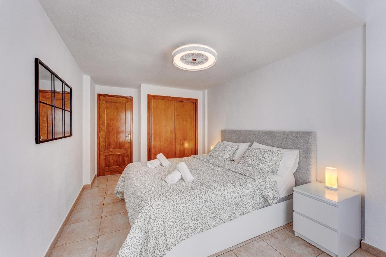 Pretty 1B Apartment In Diamantes 2, Heated Pool Лос-Крістіанос Екстер'єр фото